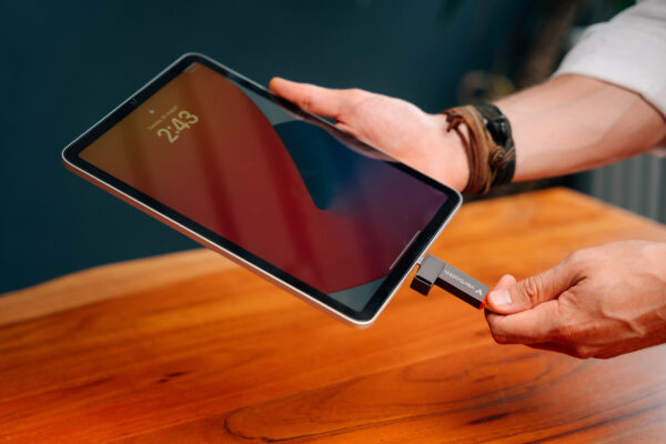 Memorie Verbatim Dual QuickStick. Capacity: 512 GB, Device interface: USB Type-A / USB Type-C, USB version: 3.2 Gen 1 (3.1 Gen 1), Read speed: 550 MB/s, Write speed: 500 MB/s. "32042" Memorie Verbatim Dual QuickStick. Capacity: 512 GB, Device interface: USB Type-A / USB Type-C, USB version: 3.2 Gen 1 (3.1 Gen 1), Read speed: 550 MB/s, Write speed: 500 MB/s. "32042"