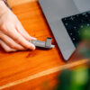 Memorie Verbatim Dual QuickStick. Capacity: 512 GB, Device interface: USB Type-A / USB Type-C, USB version: 3.2 Gen 1 (3.1 Gen 1), Read speed: 550 MB/s, Write speed: 500 MB/s. "32042" Memorie Verbatim Dual QuickStick. Capacity: 512 GB, Device interface: USB Type-A / USB Type-C, USB version: 3.2 Gen 1 (3.1 Gen 1), Read speed: 550 MB/s, Write speed: 500 MB/s. "32042"
