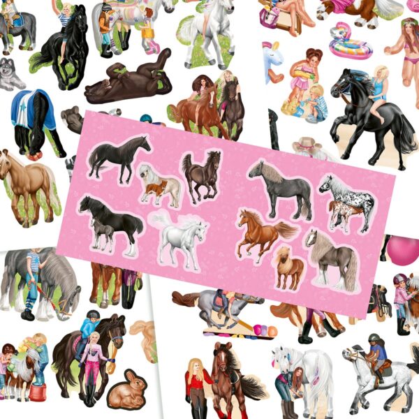 Carte mini cu stickere Fun Miss Melody