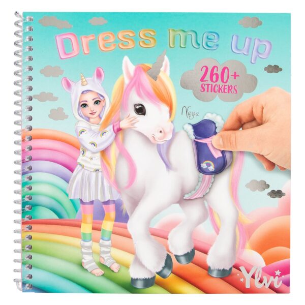 Carte Dress Me Up cu stickere Ylvi