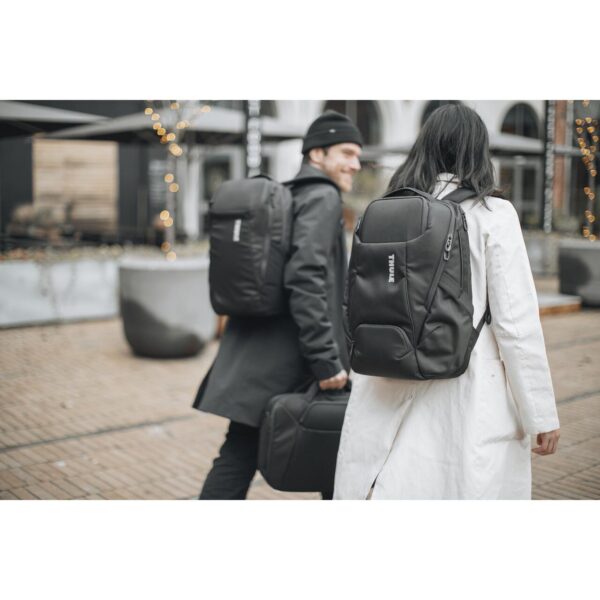 RUCSAC THULE pt. notebook de max. 15.6 inch, 26 l, 1 compartiment, buzunar frontal x 3 | buzunar lateral x 2, waterproof, poliester, negru, Accent 3205384 RUCSAC THULE pt. notebook de max. 15.6 inch, 26 l, 1 compartiment, buzunar frontal x 3 | buzunar lateral x 2, waterproof, poliester, negru, Accent 3205384
