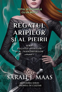 Copertă carte Regatul aripilor și al pieirii vol. 3 de Sarah J. Maas